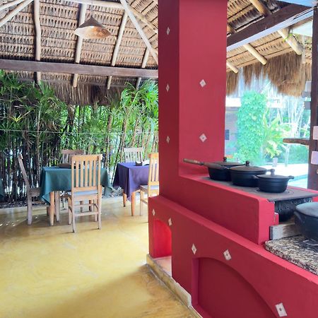 Pousada North Shore Maresias - 2 Quadras Da Praia - Casas De 2 Quartos - 80 M2 -2 Banheiros -Piscina Sauna - Estacion-Churrasq Privativa -Wifi Animais De Peq Porte Roupa De Cama E Banho Dış mekan fotoğraf